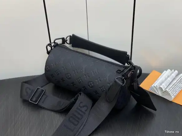 Cheap Soft VUITTON PM Polochon LOUIS 0630